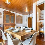 Апартаменты Hostdomus - Luke House