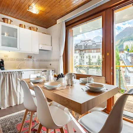 Appartement Hostdomus - Luke House *