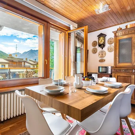 Hostdomus - Luke House Apartamento Sestriere