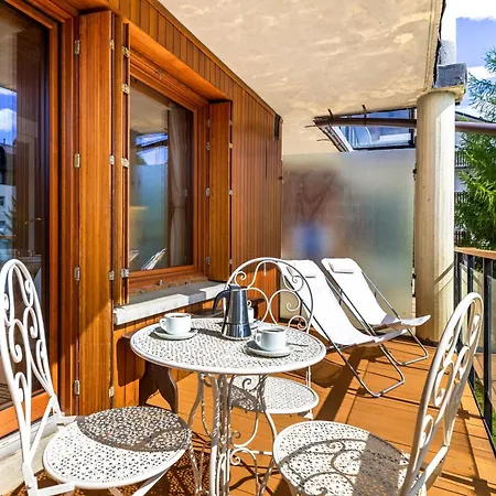 Hostdomus - Luke House Apartment Sestriere