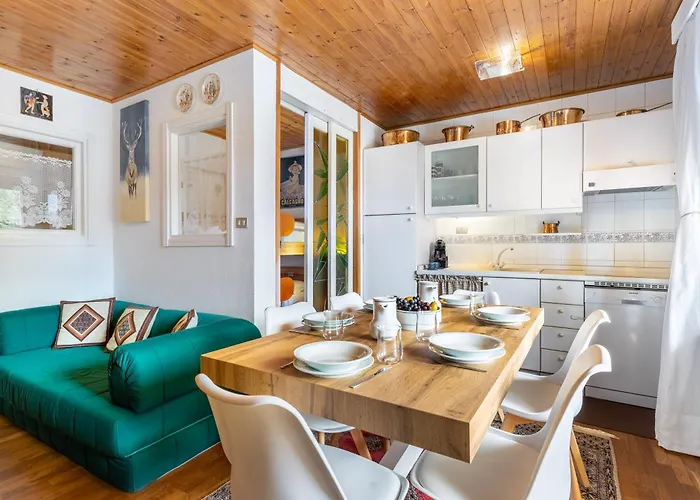 アパート Hostdomus - Luke House セストリエーレ